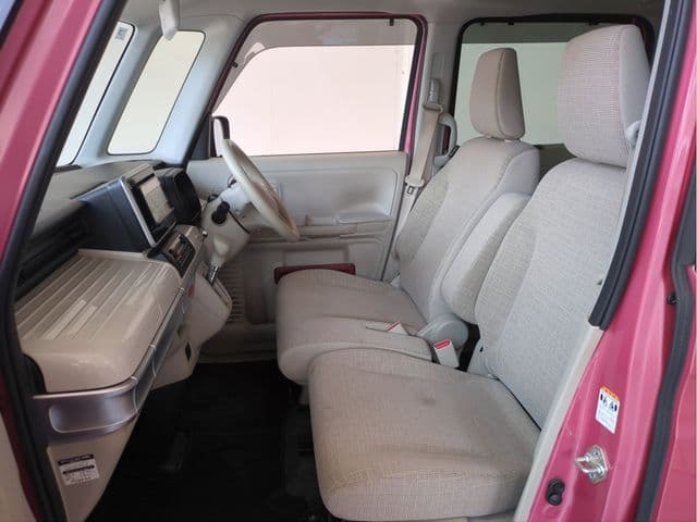 Car thumbnail 4
