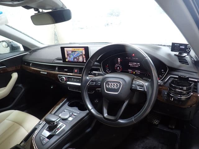Car thumbnail 2