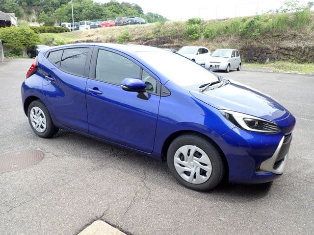 Car thumbnail 4