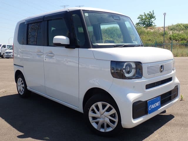 HONDA N BOX 4WD