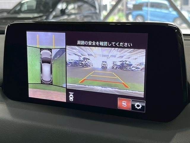 Car thumbnail 4