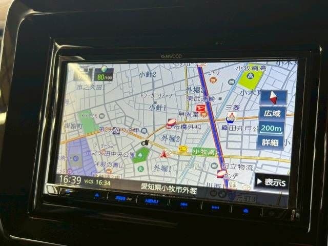 Car thumbnail 4