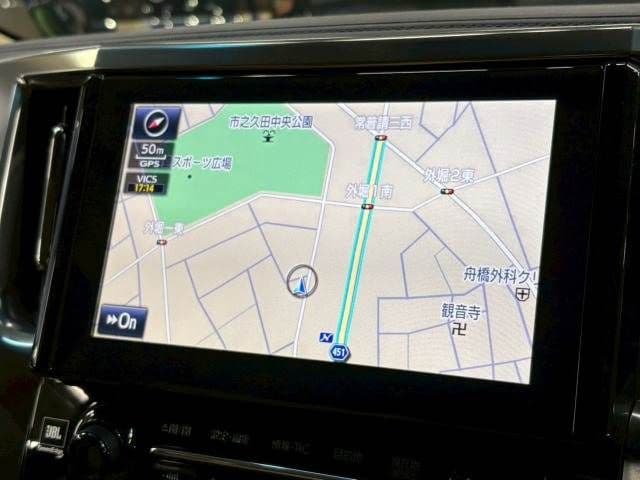 Car thumbnail 3
