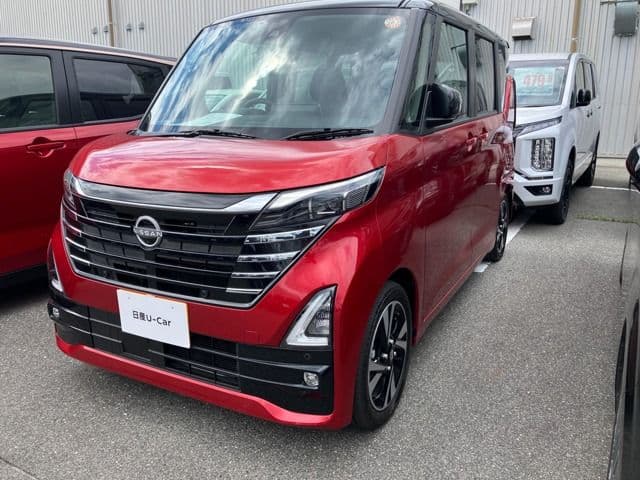 NISSAN ROOX