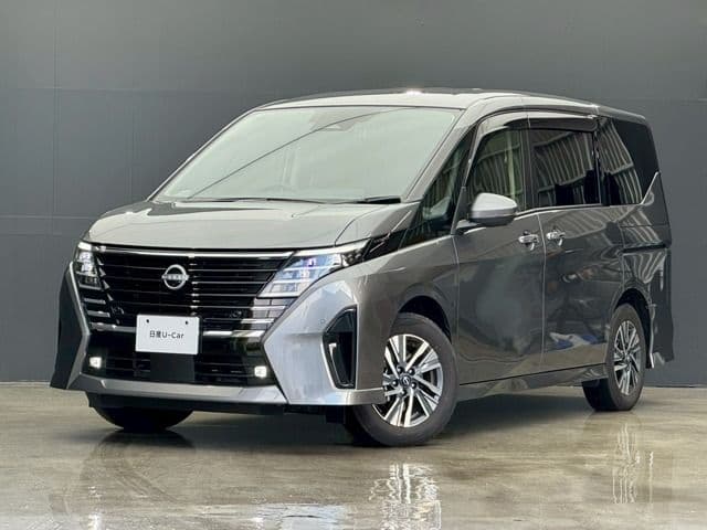 NISSAN