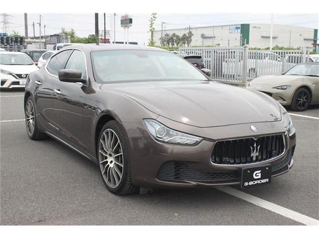 Car thumbnail 3