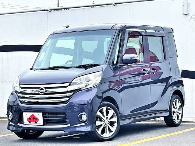 NISSAN