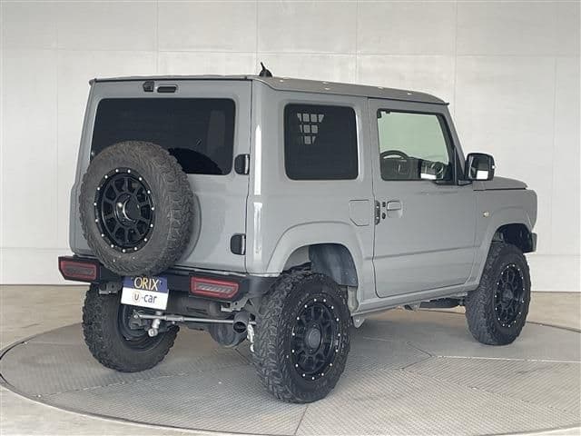 Car thumbnail 2