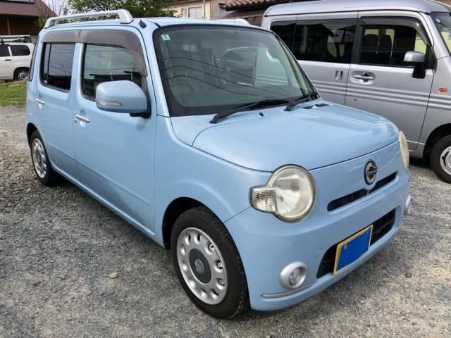 Car thumbnail 2