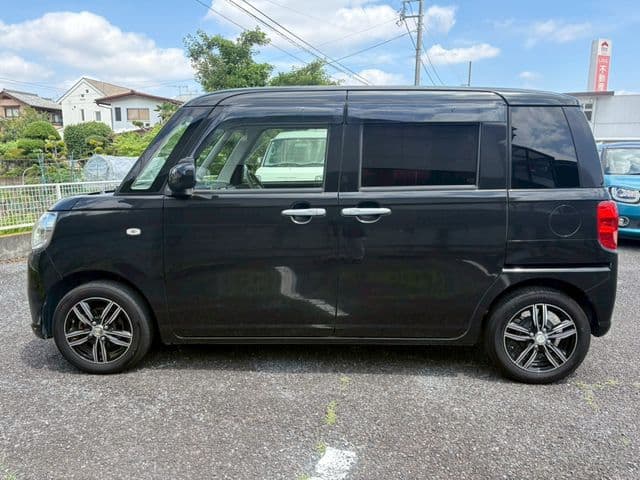 Car thumbnail 4