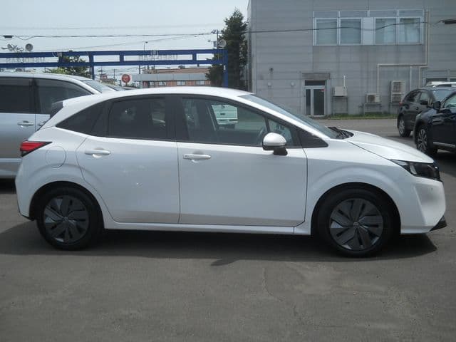 Car thumbnail 4