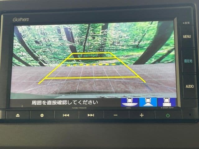 Car thumbnail 4