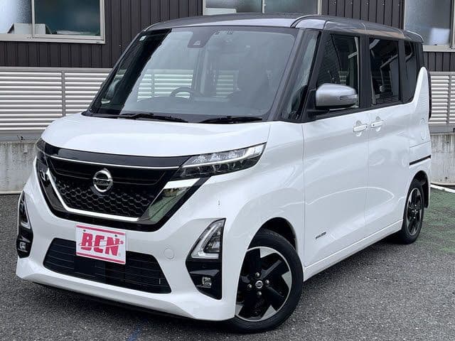 NISSAN