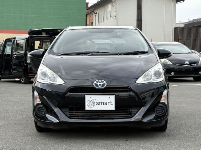 Car thumbnail 3