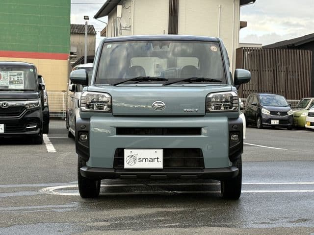 Car thumbnail 3
