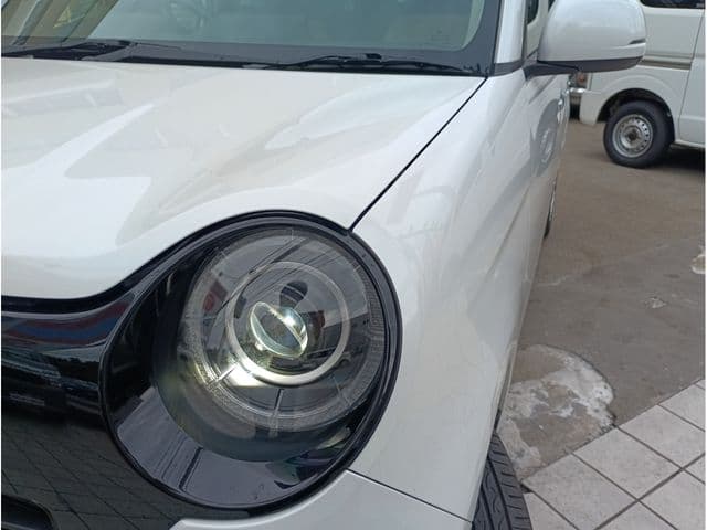Car thumbnail 3