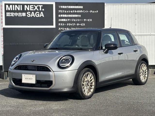 Car image 1