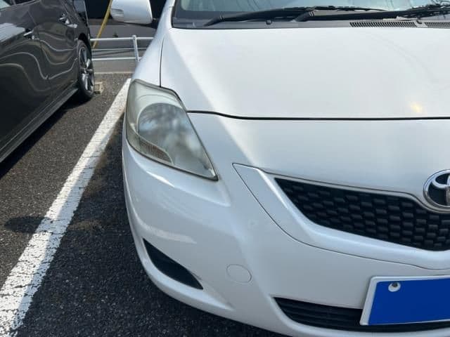 Car thumbnail 3