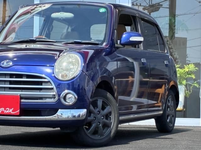 Car thumbnail 3