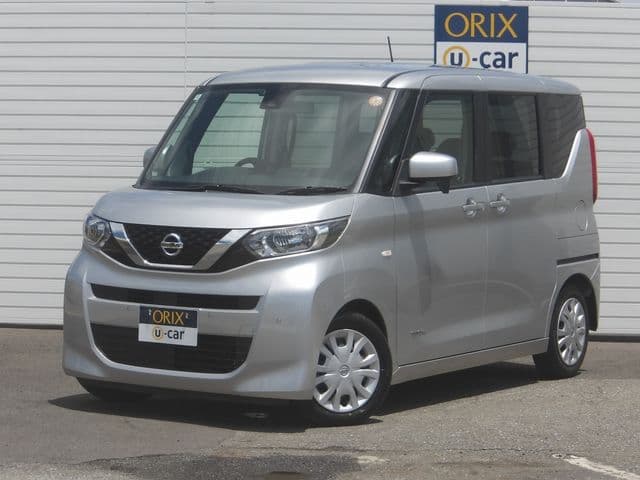 NISSAN