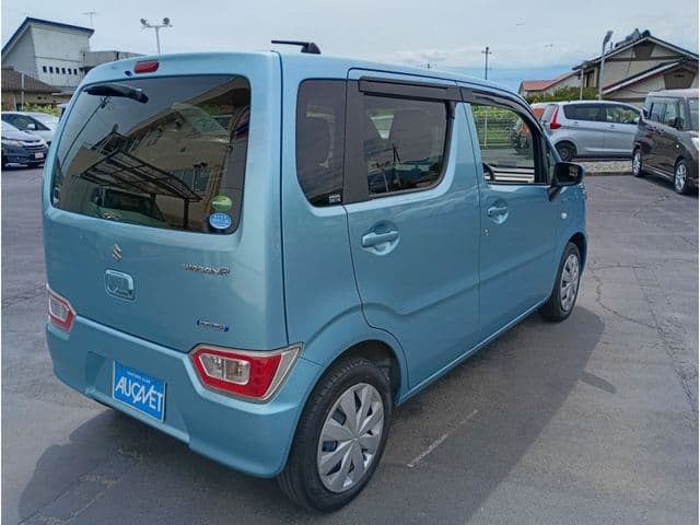 Car thumbnail 4
