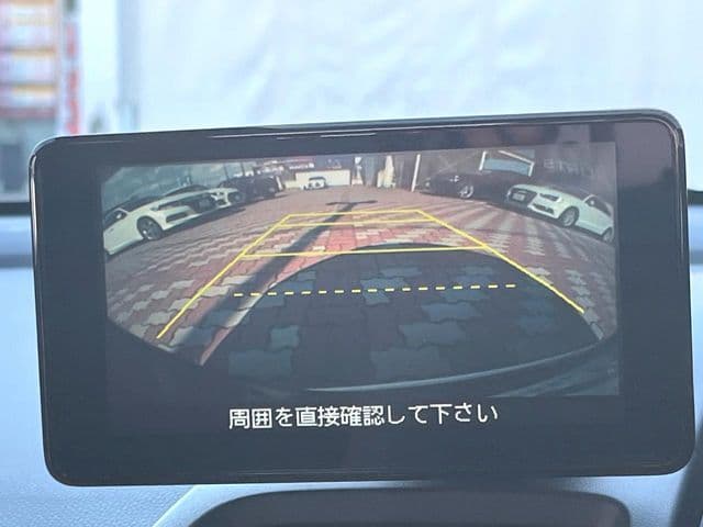 Car thumbnail 4