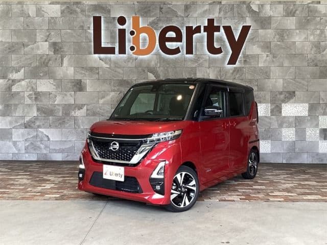 NISSAN