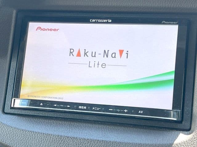 Car thumbnail 3