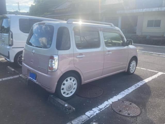 Car thumbnail 3