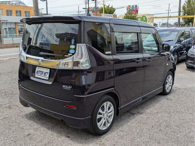 Car thumbnail 2
