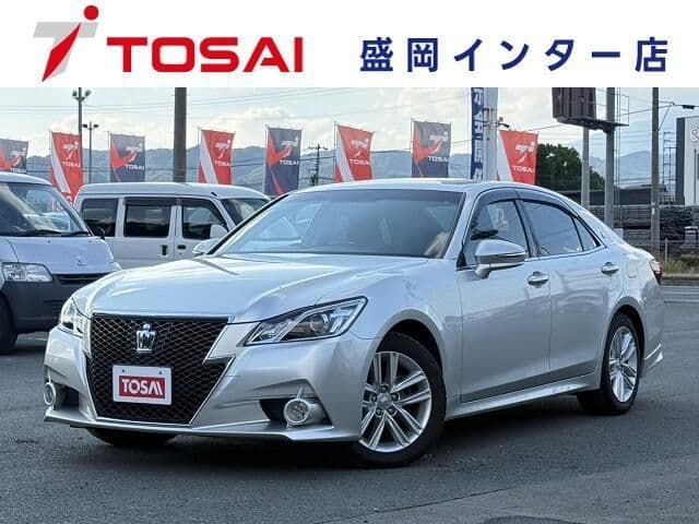 TOYOTA CROWN sedan 4WD