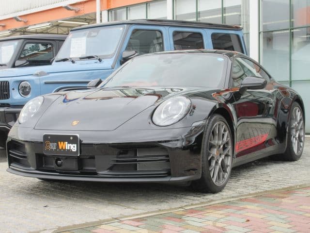 PORSCHE