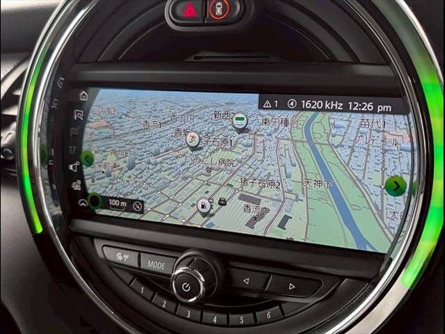 Car thumbnail 4