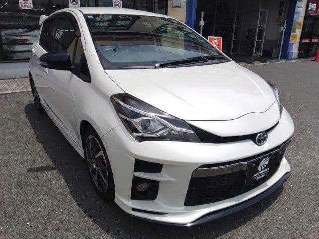 Car thumbnail 4