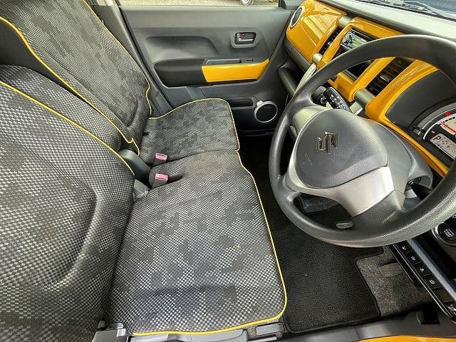 Car thumbnail 4