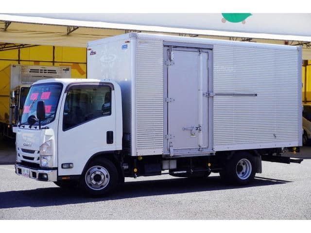 ISUZU
