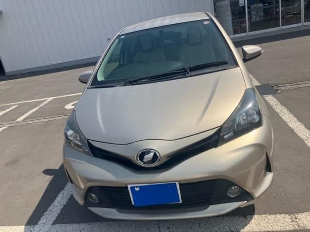 Car image 1