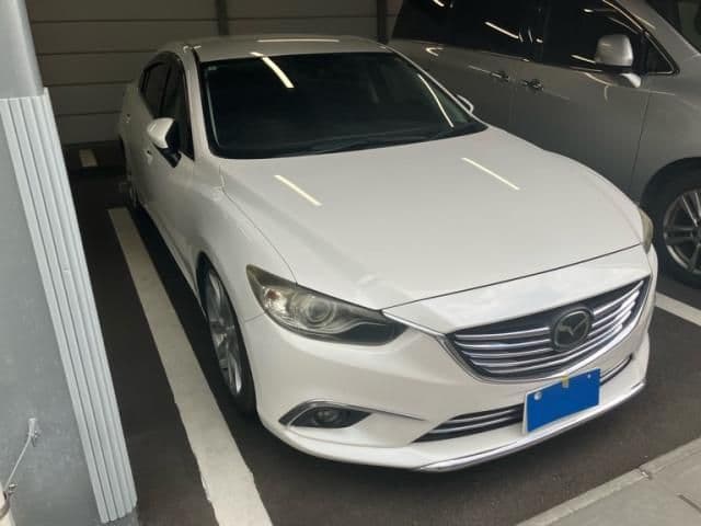 Car thumbnail 4