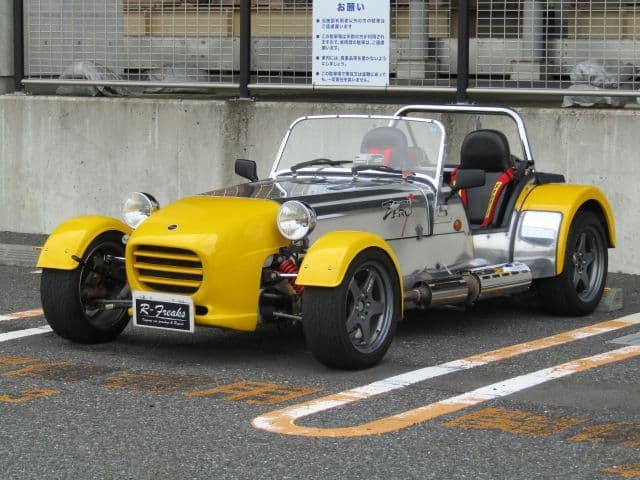 Car thumbnail 3