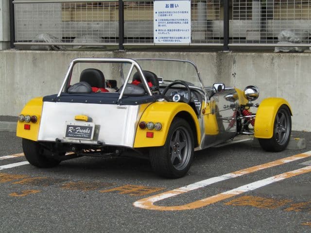 Car thumbnail 4