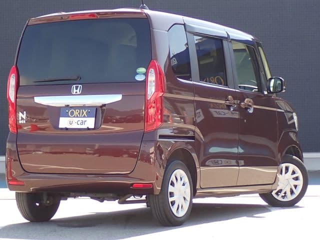 Car thumbnail 3