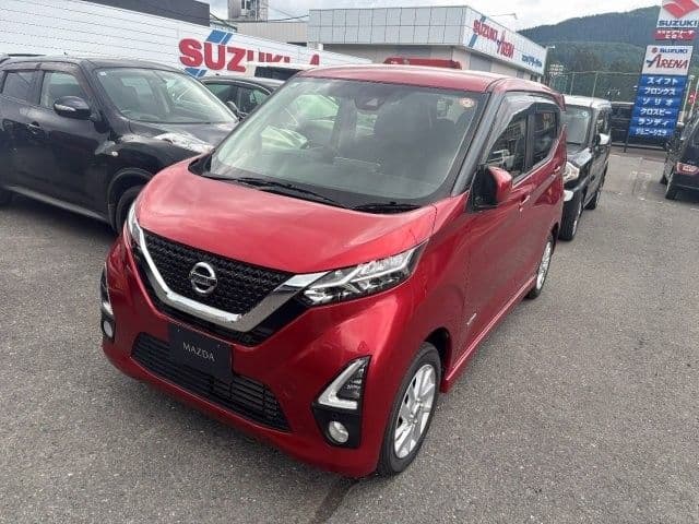 NISSAN