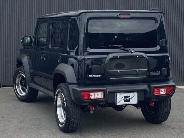 Car thumbnail 3