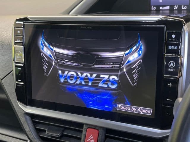 Car thumbnail 3