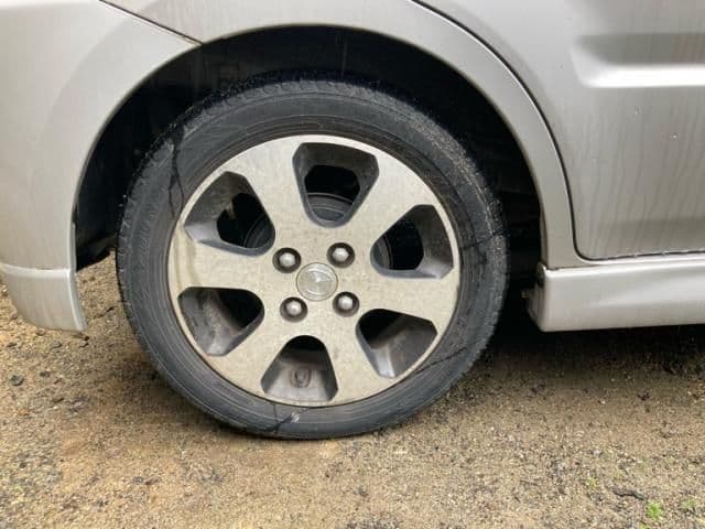 Car thumbnail 4