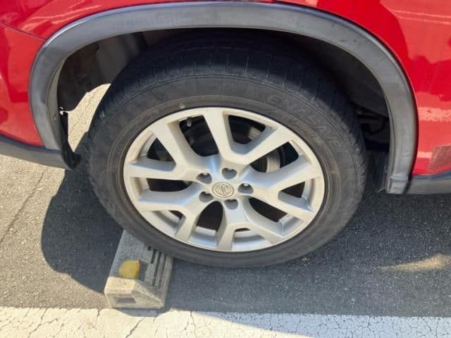 Car thumbnail 4