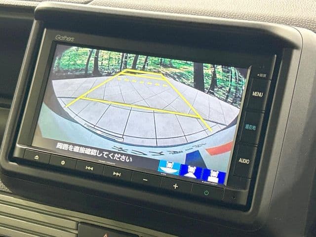 Car thumbnail 4