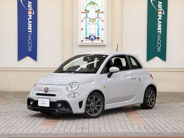 Car image 1