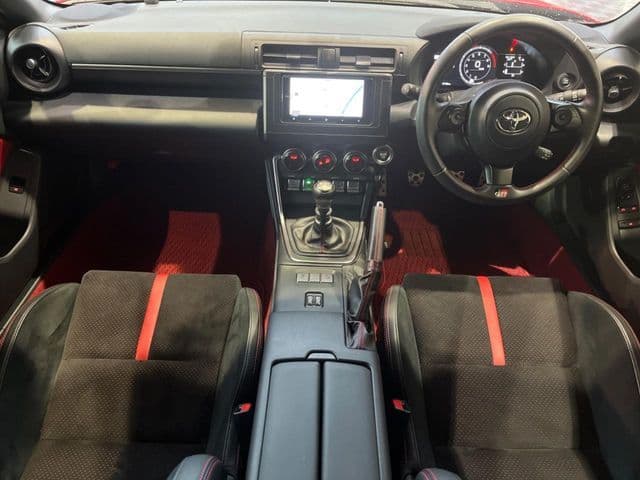 Car thumbnail 2