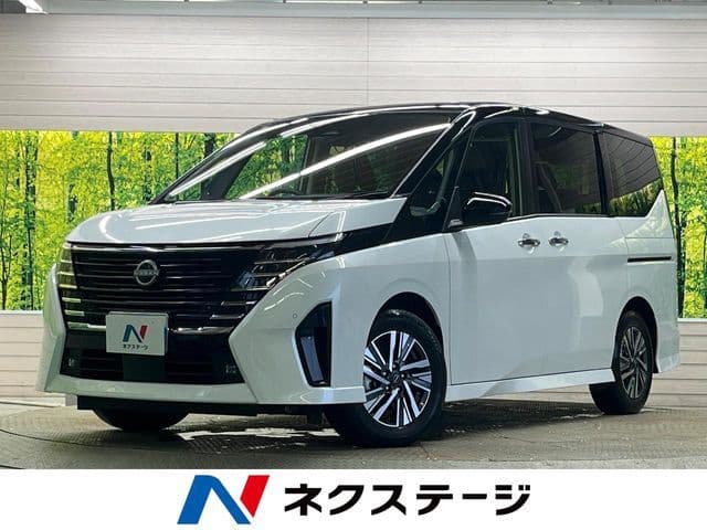 NISSAN